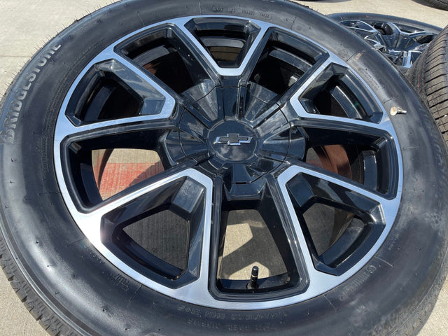 22" Chevy Tahoe Suburban RST OEM 14035 wheels rims Silverado 2025 2026 NEW Texas Truck Tire