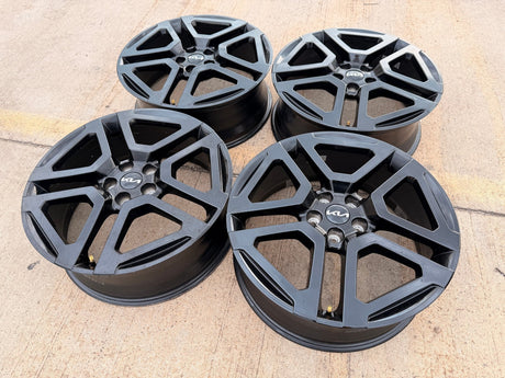 20" Kia Telluride Prestige X-PRO OEM wheels rims 74721 Sedona 2024 2025 2026 NEW Texas Truck Tire
