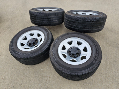 17" Chevy Tahoe PPV OEM Police Package 8111 wheels rims tires Texas Truck Tire