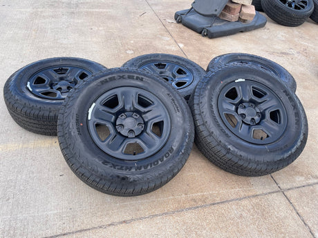 17" Jeep Gladiator OEM wheels rims Steel 9220 9240 Wrangler 2025 2026 NEW Texas Truck Tire
