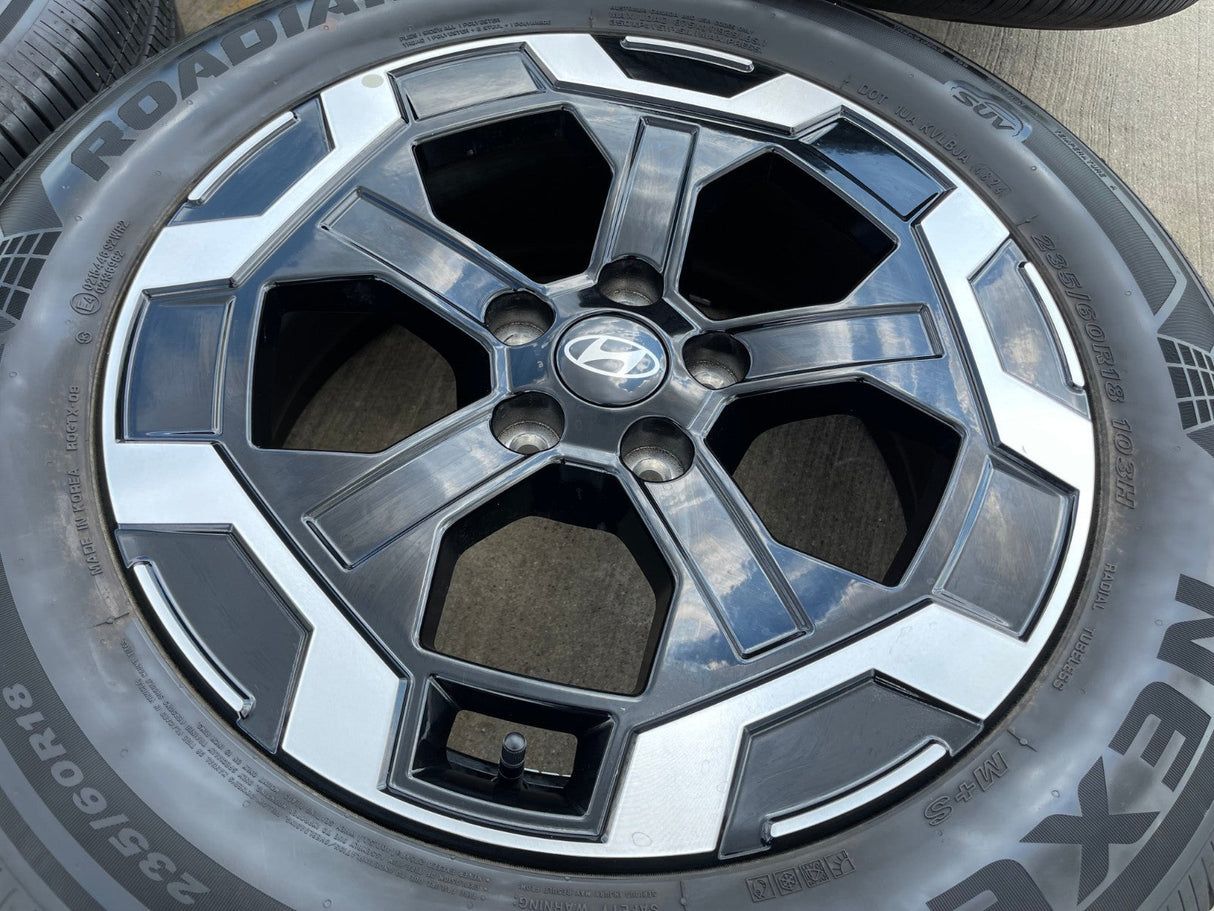 18" Hyundai Santa Fe Cruz OEM wheels rims 52910 Black 2023 2024 2025 2026 Texas Truck Tire