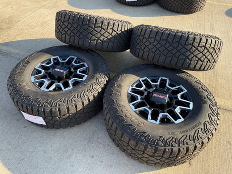 18" GMC Sierra AT4X Chevy Trail Boss 2500 OEM 14136 wheels rims GOODYEAR 35" Texas Truck Tire