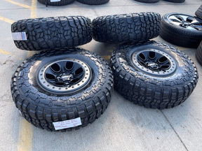 17" Ford F-150 Raptor OEM BEADLOCK rims wheels 10459 95210 M/T2 37" tires NEW Texas Truck Tire