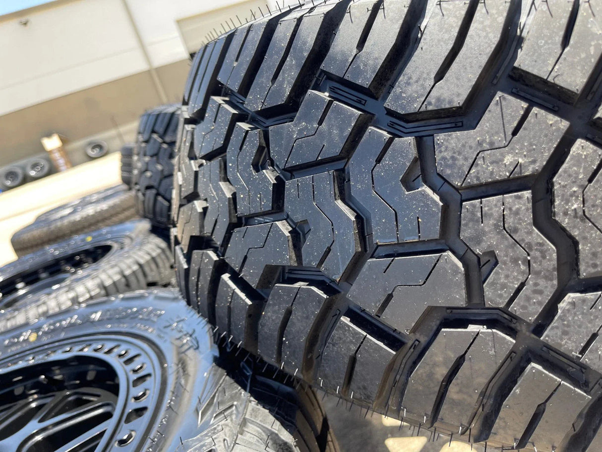 20x9 20" KMC KM549 Ford Expedition F-150 6x135 wheels rims tires 33" NEW Texas Truck Tire