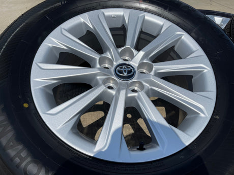 18" Toyota Grand Highlander OEM 10525 wheels rims Lexus TX350 2025 2026 NEW Texas Truck Tire