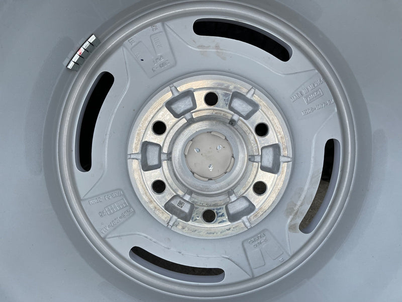 17" Ford Bronco HERITAGE SASQUATCH OEM 10463 wheels rims white 37" BFG NEW Texas Truck Tire