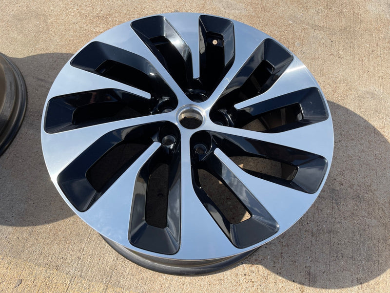21" 21x9.5 Lucid Air OEM 95543 wheel rim 5x120 2023 2024 2025 2026 2027 REAR Texas Truck Tire
