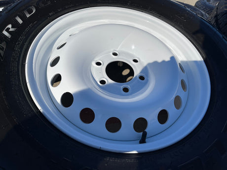 17" INEOS Grenadier OEM steel wheels rims WHITE tires 2024 2025 2026 NEW Texas Truck Tire