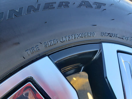 20" GMC Sierra DENALI ULTIMATE 2500 3500 OEM wheels rims 5958 14138 tires Texas Truck Tire