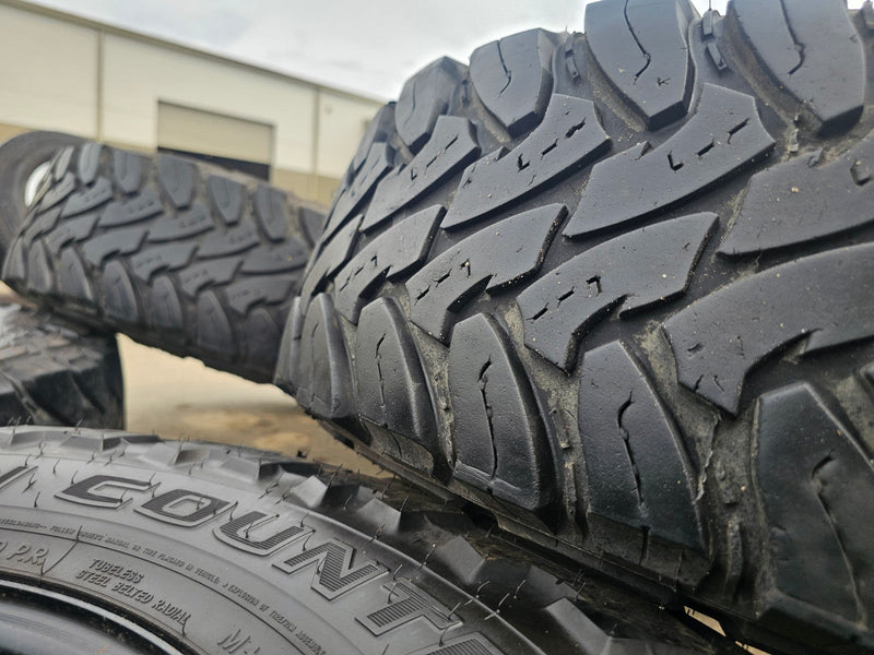 17" Dodge Ram 3500 Dually Laramie 8x200 wheels rims 2703 2704 OEM TOYO M/T 33" Texas Truck Tire