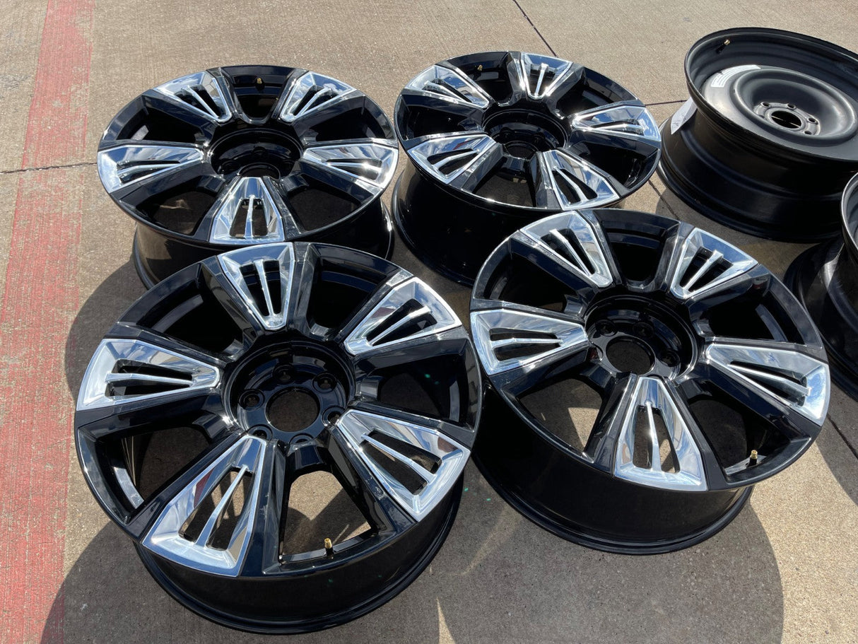 22" Chevy Tahoe RST OEM wheels rims 14046 96951 Silverado Suburban Texas Truck Tire