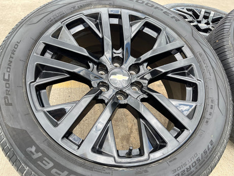 22" GMC Yukon Sierra OEM Chevy Silverado Tahoe 5903 wheels rims 2023 2024 2025 Texas Truck Tire