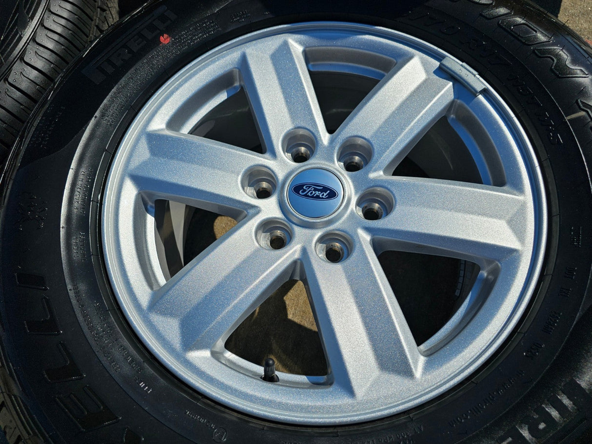 17" Ford F-150 Expedition OEM rims wheels 10339 tires PIRELLI A/T NEW Texas Truck Tire