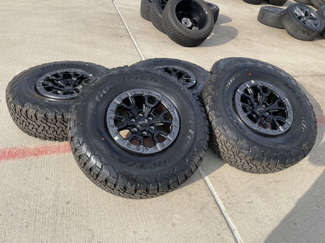 17" Ford F-150 Raptor Bronco R OEM BEADLOCK 51222 rims wheels 2025 2026 NEW 37" Texas Truck Tire