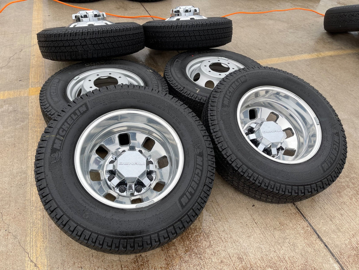 18" GMC Sierra 3500 DENALI Dually rims wheels OEM 8x210 2025 2026 MICHELIN NEW Texas Truck Tire