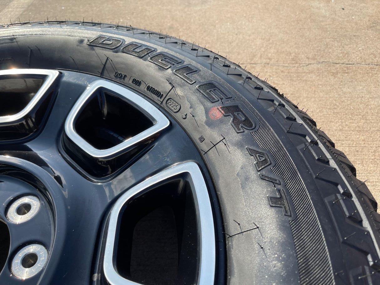 20" Ford F-250 F-350 OEM Lariat Platinum wheel rim 10486 tire 2025 2026 NEW Texas Truck Tire