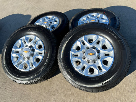 18" Chevy Silverado 2500 3500 OEM 5959 wheels rims MICHELIN LTX A/T2 NEW Texas Truck Tire