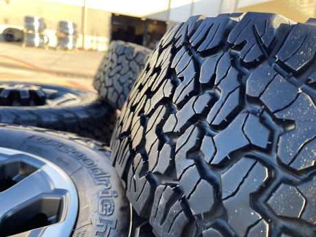 18" Ford F-250 F-350 OEM TREMOR rims wheels 10482 BFG KO2 A/T Texas Truck Tire
