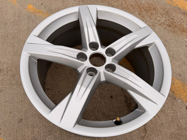 18" Audi Q5 OEM wheel rim Q4 Q7 Q8 12034 VW Atlas 2021 2022 2023 2024 2025 2026 Texas Truck Tire