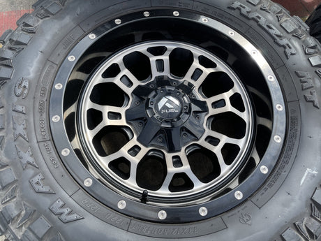 18" 18x9 Fuel Crush D561 Jeep Wrangler wheels rims 5x114.3 5x4.5 5x5 5x127 35" Texas Truck Tire