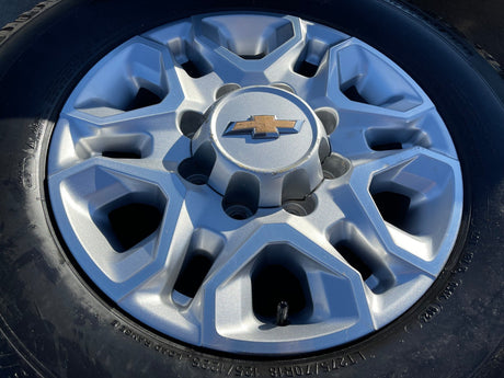 18" Chevy Silverado 2500 3500 OEM 5959 wheels rims MICHELIN DEFENDER LTX M/S2 Texas Truck Tire
