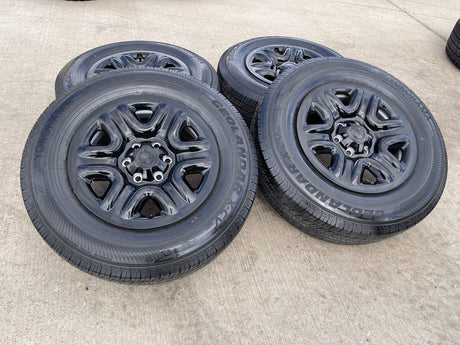 18" Toyota Tundra TSS TRD OEM 99083 75275 wheels rims Sequoia LX600 2025 2026 Texas Truck Tire