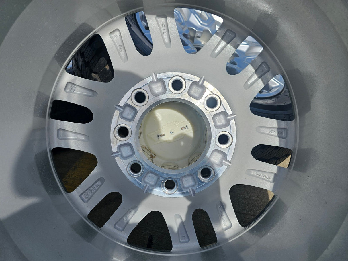 20" GMC Sierra AT4 2500 3500 OEM wheels rims 5950 Silverado BRIDGESTONE DUELER Texas Truck Tire
