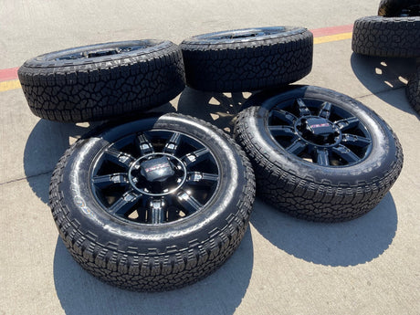 20" GMC Sierra DENALI 2500 3500 OEM 14137 5963 wheels rims Silverado NEW Texas Truck Tire