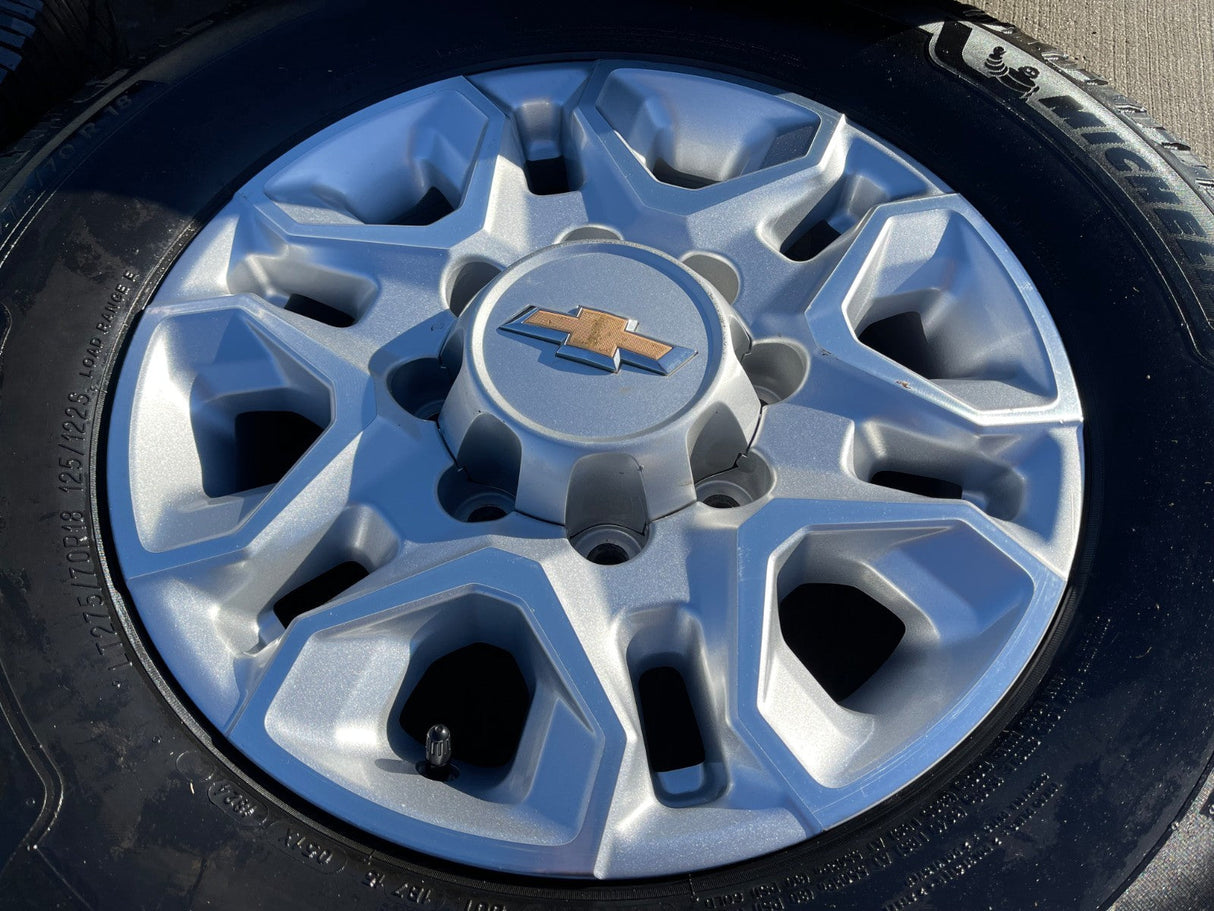 18" Chevy Silverado 2500 3500 OEM 5959 wheels rims MICHELIN DEFENDER LTX M/S2 Texas Truck Tire