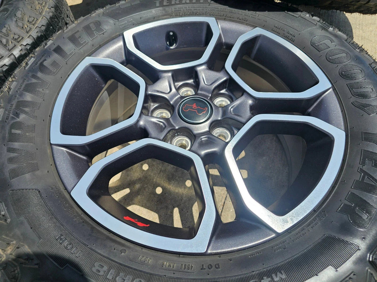 18" Jeep Grand Cherokee TRAILHAWK L OEM wheels rims 9309 Durango tires Texas Truck Tire