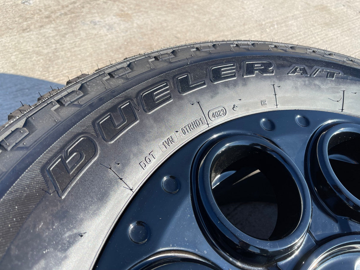 20" Ford F-250 F-350 OEM TREMOR 10484 10299 wheel rim spare BRIDGESTONE Texas Truck Tire