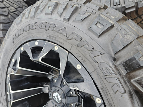 20x12 Fuel D546 Assault Chevy Silverado Ford F-150 RAM wheels rims 6x139 6x135 Texas Truck Tire