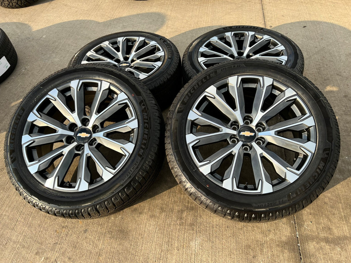 22" Chevy Tahoe Silverado Suburban OEM wheels rims NEW MICHELIN 2025 2026 Texas Truck Tire