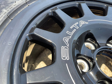 (1) 18" AEV SALTA GMC Sierra AT4X Chevy Silverado OEM rim wheel 2024 2025 NEW Texas Truck Tire