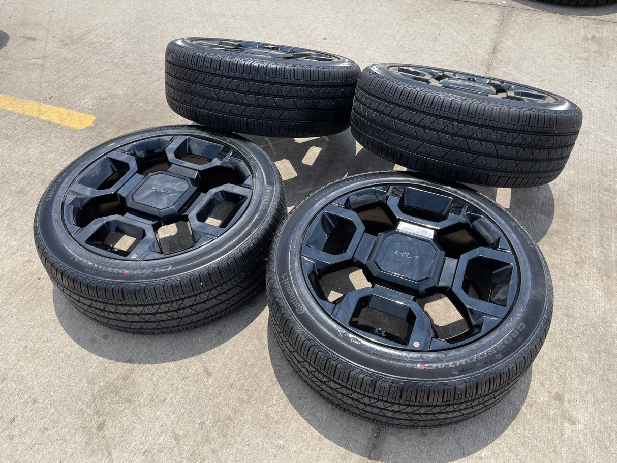 20" Kia Sorento X-PRO OEM wheels rims tires Telluride Sedona 2024 2025 2026 NEW Texas Truck Tire