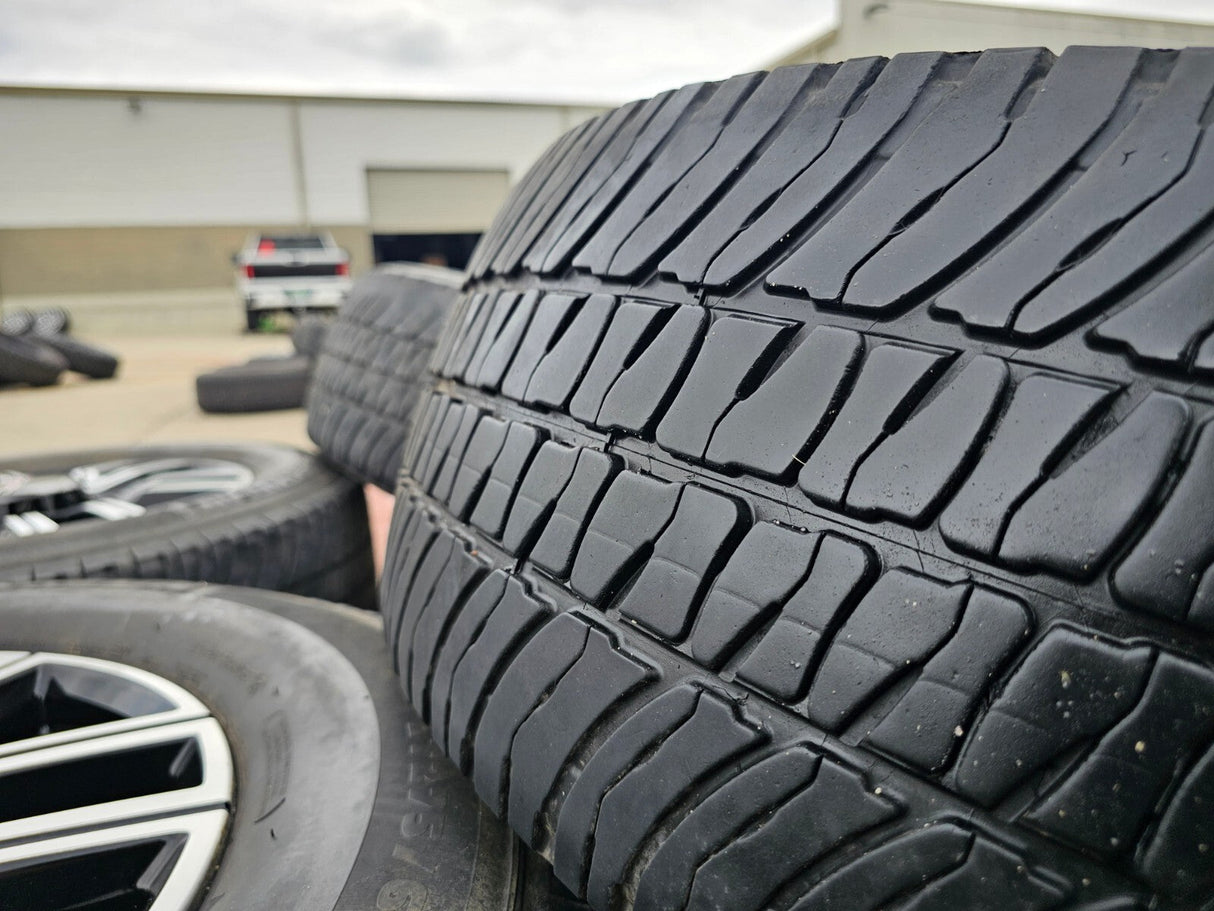 20" GMC Sierra AT4 2500 3500 OEM wheels rims 5950 Silverado MICHELIN Texas Truck Tire