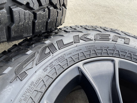 (5) 17" Jeep Wrangler Rubicon OEM 96226 wheels rims Gladiator FALKEN A/T3 NEW Texas Truck Tire