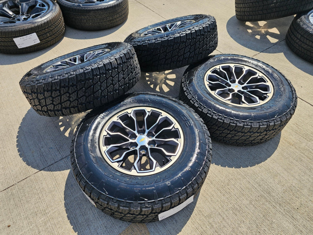 17" Chevy Colorado ZR2 OEM 5891 wheels rims tires GMC Canyon NEW Texas Truck Tire