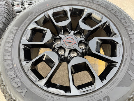 20" Nissan Titan PRO-4X Armada OEM wheels rims tires 2024 2025 2026 NEW Texas Truck Tire