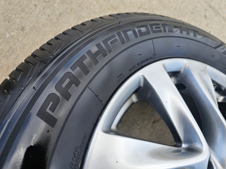 18" Infiniti QX60 FX35 FX45 JX35 Nissan Pathfinder OEM 73760 71564 wheels rims Texas Truck Tire