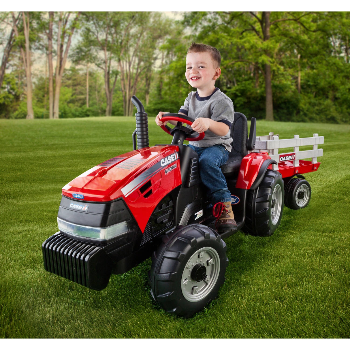 Case IH Magnum Tractor and Trailer 12-Volt Battery-Powered Ride-On - Brand New Model
