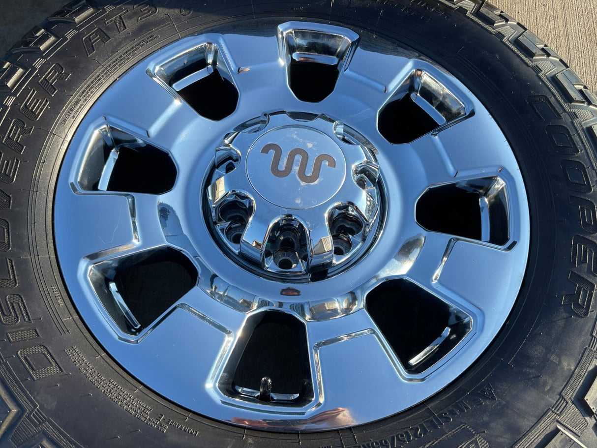 20" Ford F-250 F-350 OEM KING RANCH 10295 25085 10552 chrome wheels rims tires Texas Truck Tire