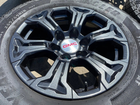 18" GMC Sierra Canyon Chevy Tahoe Colorado OEM 5910 wheels rims 2024 2025 NEW Texas Truck Tire
