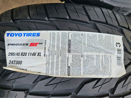 20" Jeep Grand Cherokee SRT Trackhawk OEM 9172 wheels rims tires NEW Texas Truck Tire