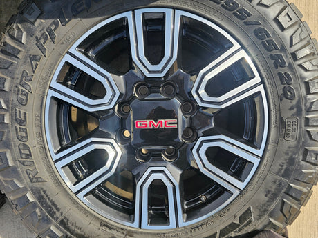 20" GMC Sierra AT4 2500 3500 OEM wheels rims 5950 Silverado NITRO 35" Texas Truck Tire