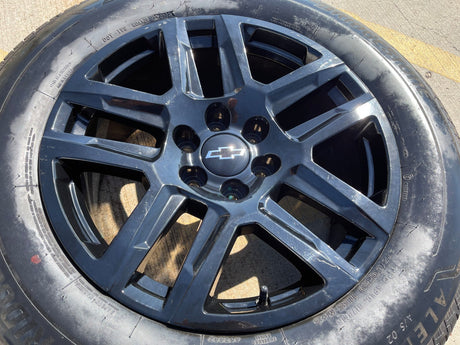(1) 20" Chevy Silverado Tahoe Suburban ZR2 OEM 5913 wheel rim spare BRIDGESTONE Texas Truck Tire