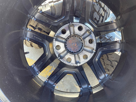 (1) 20" Chevy Silverado Tahoe Suburban ZR2 OEM 5913 wheel rim spare BRIDGESTONE Texas Truck Tire