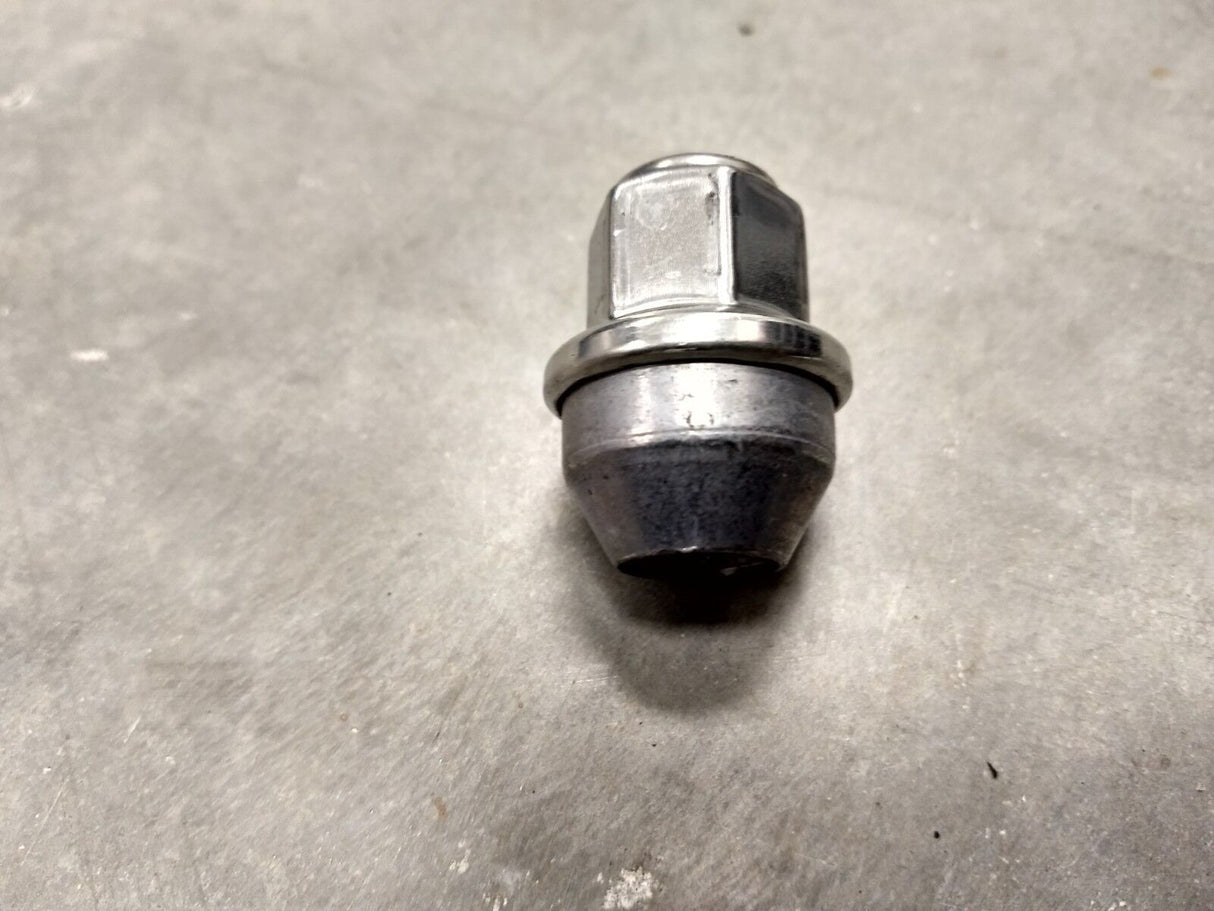 (24) OEM Ford lug nuts Polished F-150 Expedition 14x1.5 2016 2017 2018 2019 2020 Texas Truck Tire