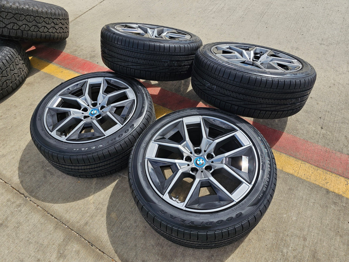 19" BMW OEM 5 Series wheels rims 86710 5x112 G60 i5 2024 2025 2026 NEW Texas Truck Tire