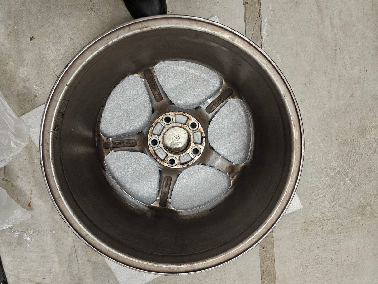 18" 18x9.5 Chevy Corvette OEM chrome rim wheel 5105 5104 2003 2004 2005 REAR Texas Truck Tire